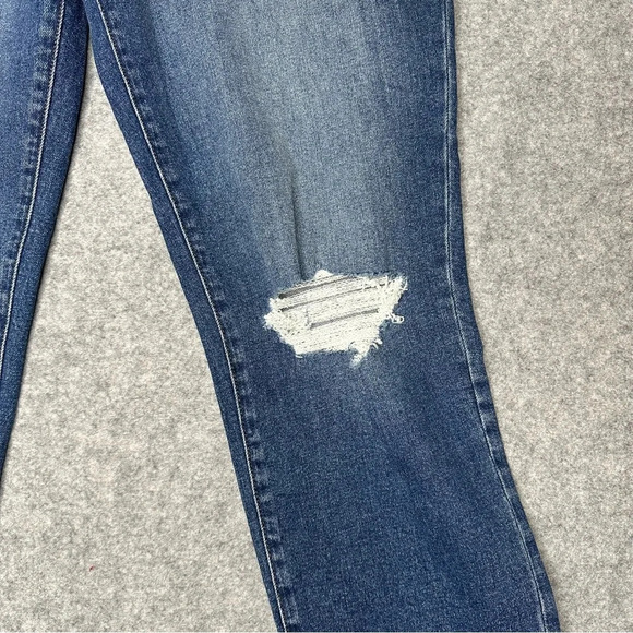 NWT Joe's Women's High Rise Straight Ankle Jean. Sz: 30 - Picture 6 of 9